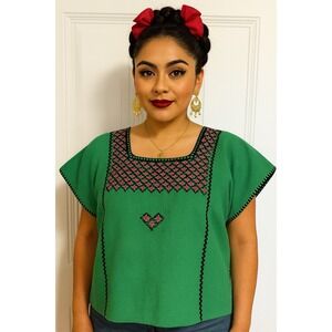 Oaxaca Huipil Style Blouse Artisan-made Hand-loomed Artsy Museum Guelaguetza